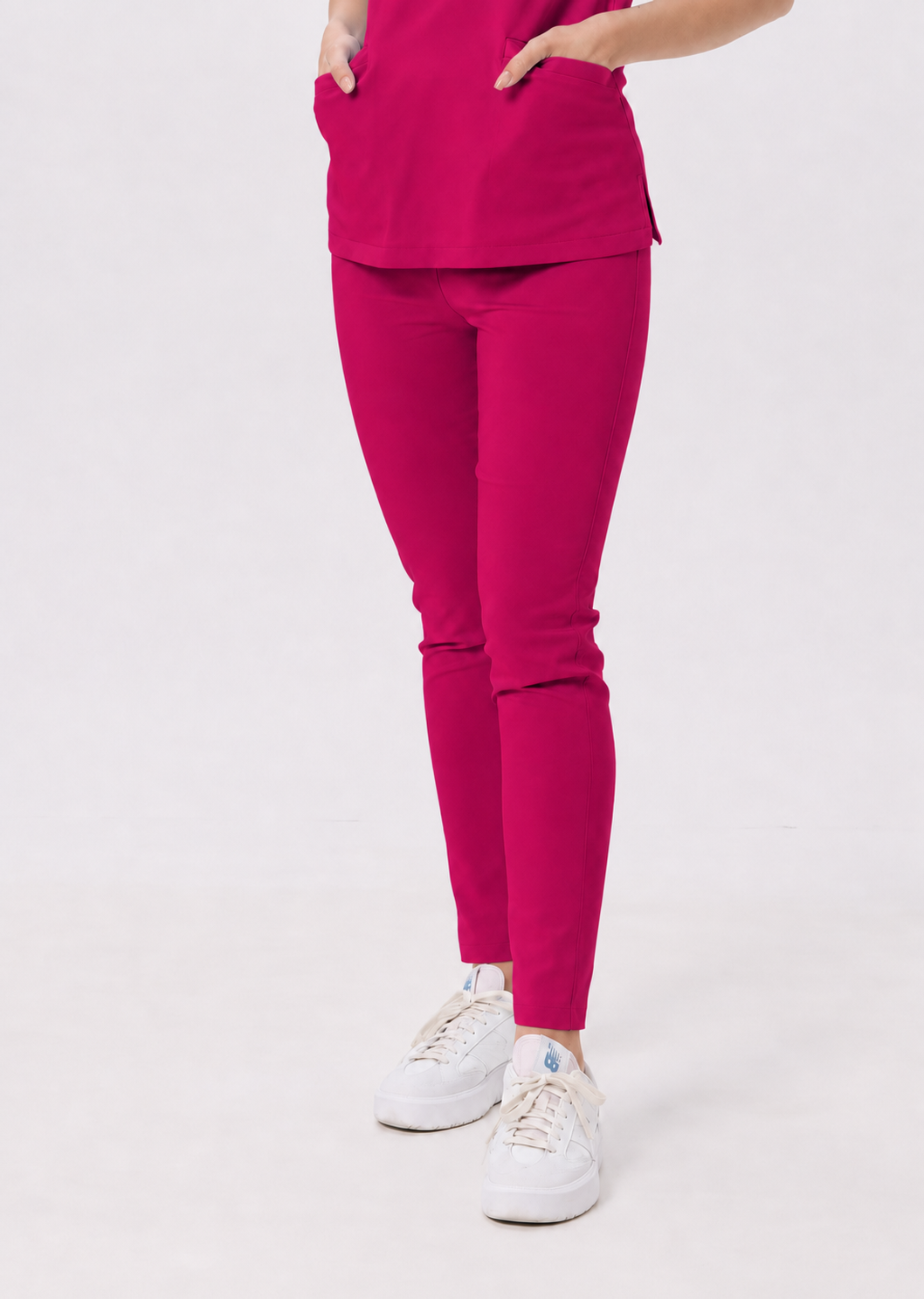 Dámské zdravotnické kalhoty skinny Ella, barva amarantová, zepředu