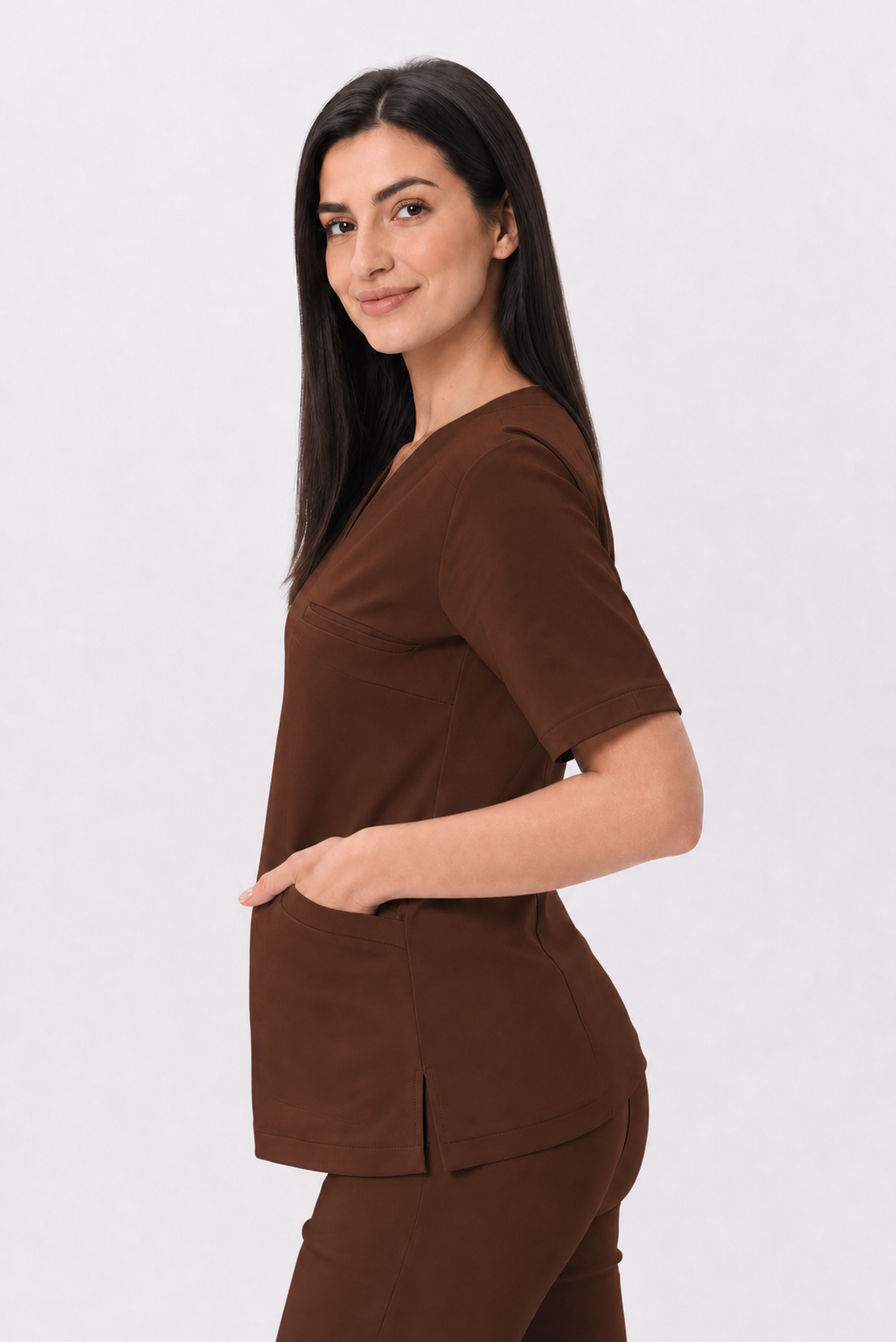 Dámské zdravotnické kalhoty skinny Ella, barva hořká čokoláda, z poloprofilu